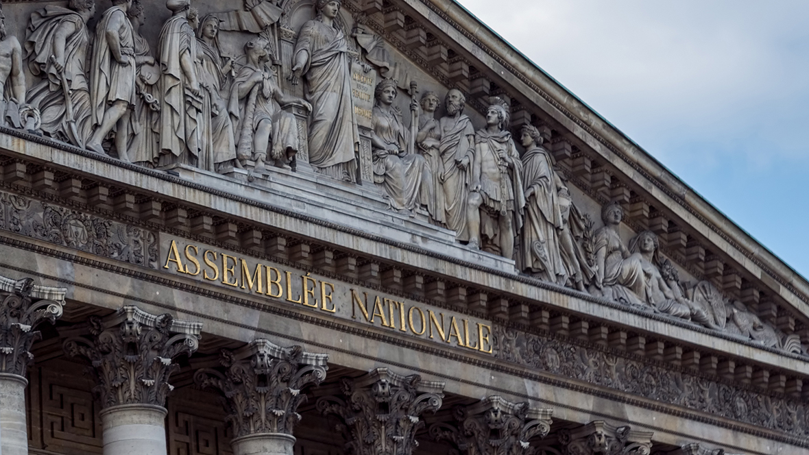 Façade de l'assemblée nationale à Paris